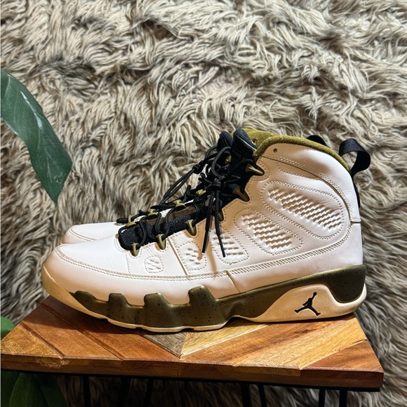 Air Jordan 9 Retro ‘Statue’ 2015. Men’s (12) - Picture 8 of 10